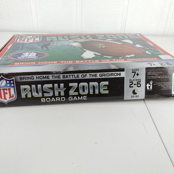 2015 NFL Rush Zone Board Game All 32 Football Teams New Open Box - Picture 7 of 10